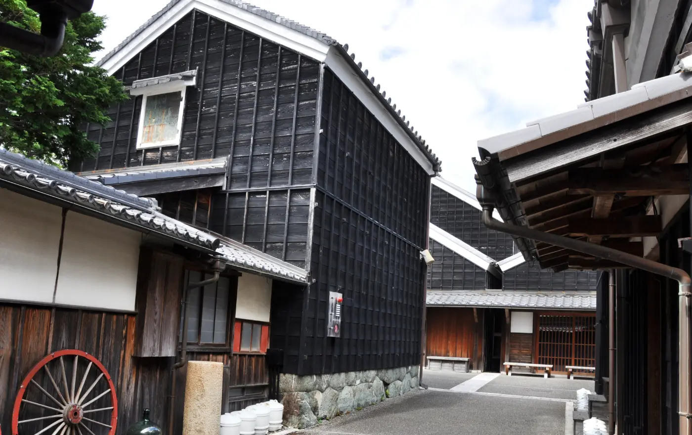 伊勢河崎商人館